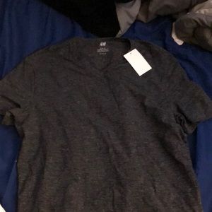 H&M v neck